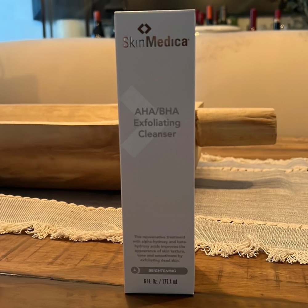 SkinMedica AHA/BHA Exfoliating Cleanser
